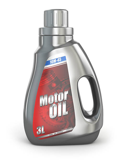 моторное масло баллон на белый изолированный фон. - motor oil bottle стоковые фото и изображения