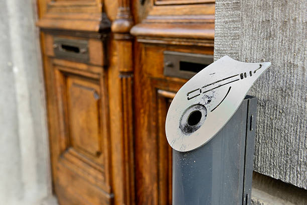 istock Ashtray before  entrance to building 482523893