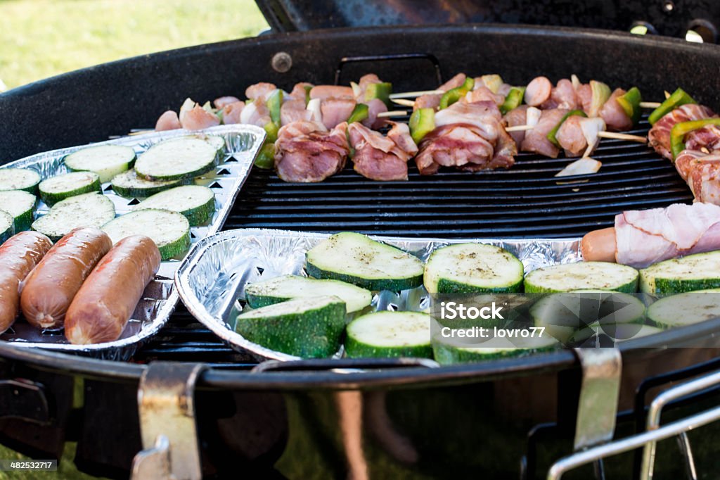 グリルで、夏の週末 - おやつのロイヤリティフリーストックフォト