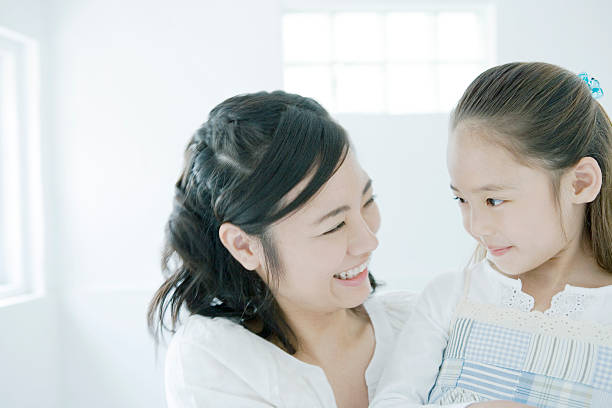 笑顔と母娘 - 日本人　親子 ストックフォトと画像