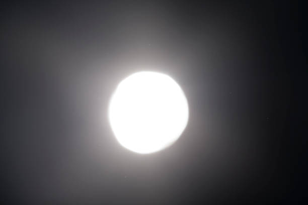 istock sun or big light and bokeh for compositions and overlays 482556234