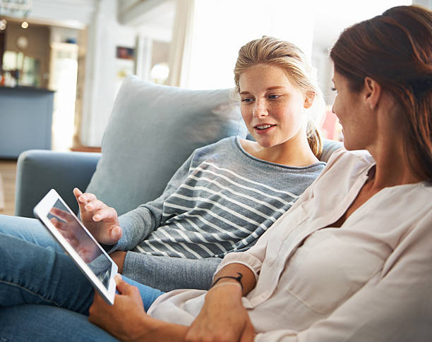istock Having a mother to daugther talk 482559751