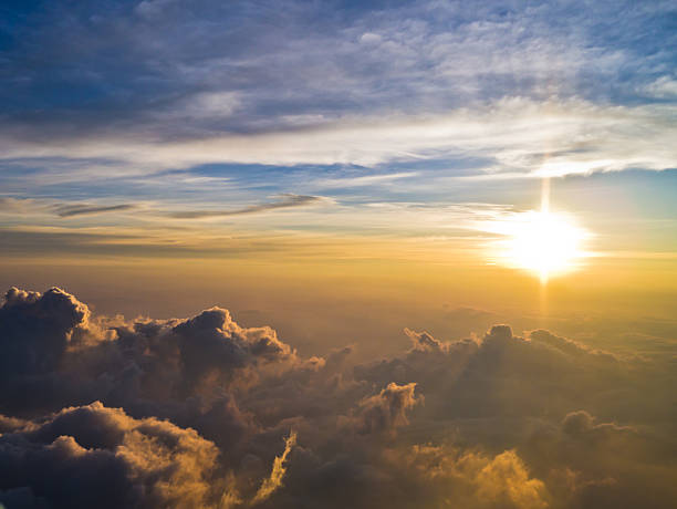 istock Sea of ​​clouds 482561551