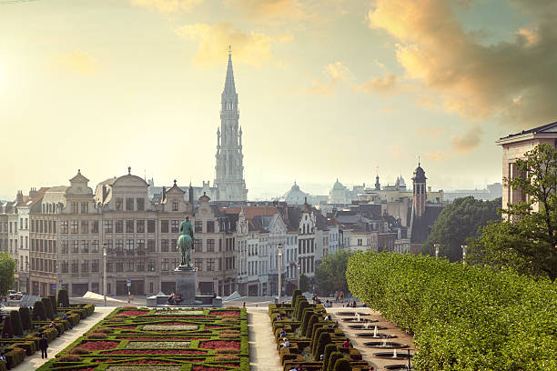 monts des arts en bruselas, bélgica - brussels belgium arranging majestic fotografías e imágenes de stock