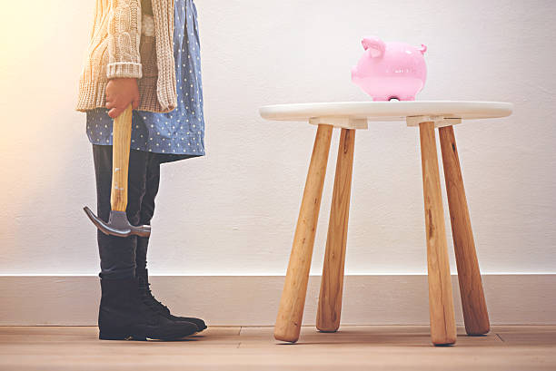 istock Getting an early start to her savings 482576956