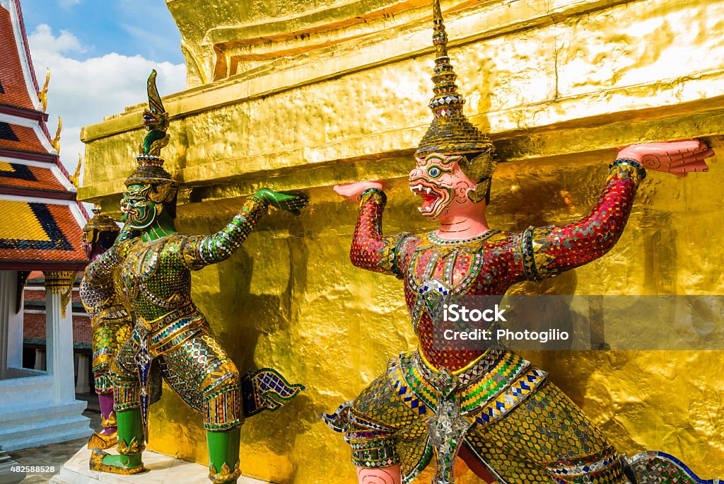 Demon guardians supporting Wat Arun Temple, Bangkok, Thailand Perspective view of demon guardians supporting Wat Arun Temple, Bangkok, Thailand 2015 Stock Photo
