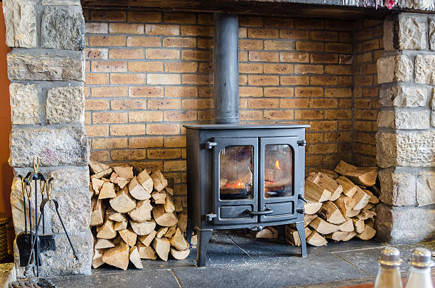 istock Old-fashioned Wood Burning Stove 482606276