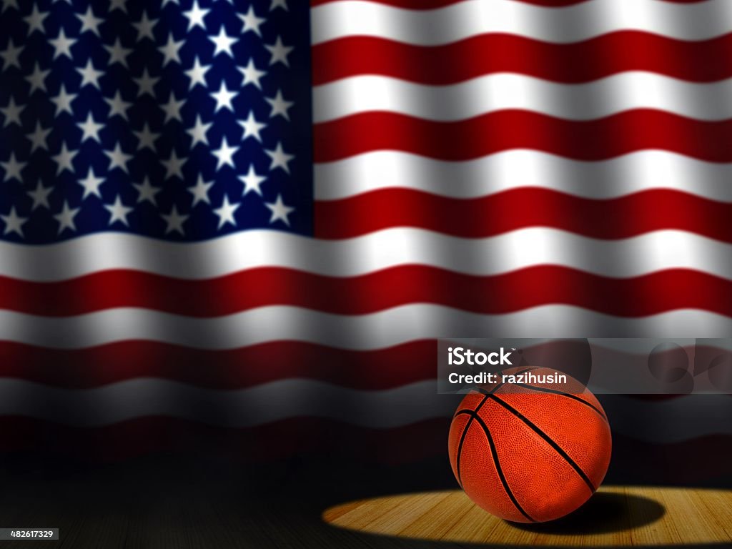 Basquete na quadra com bandeira americana - Foto de stock de Bandeira royalty-free