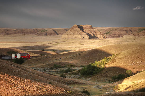 istock Castle Butte in Big Muddy Valley of Saskatchewan 482676123