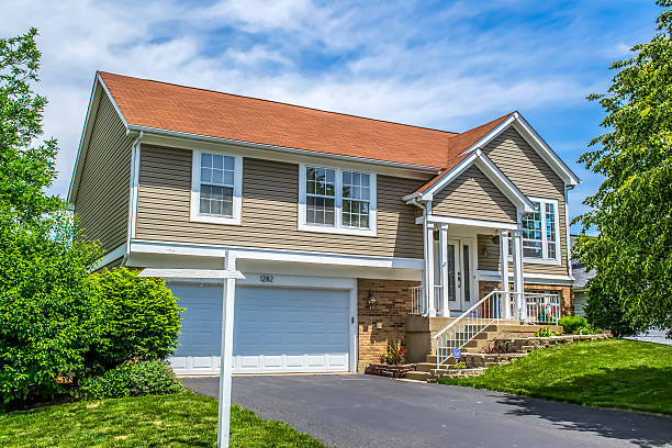 istock Residential Home - House Exterior 482689207