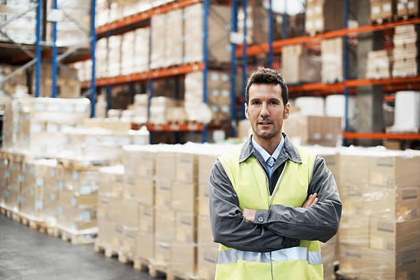 istock Manager of the warehouse 482695163