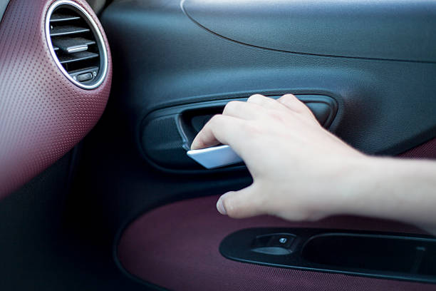 istock Hand Reaching for Car Handle to Open the Door 482718718
