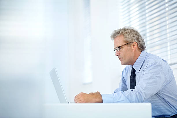 istock Thinking out of the corporate box 482728795
