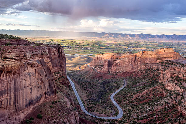 istock Colorado National Monument Canyon View 482738030