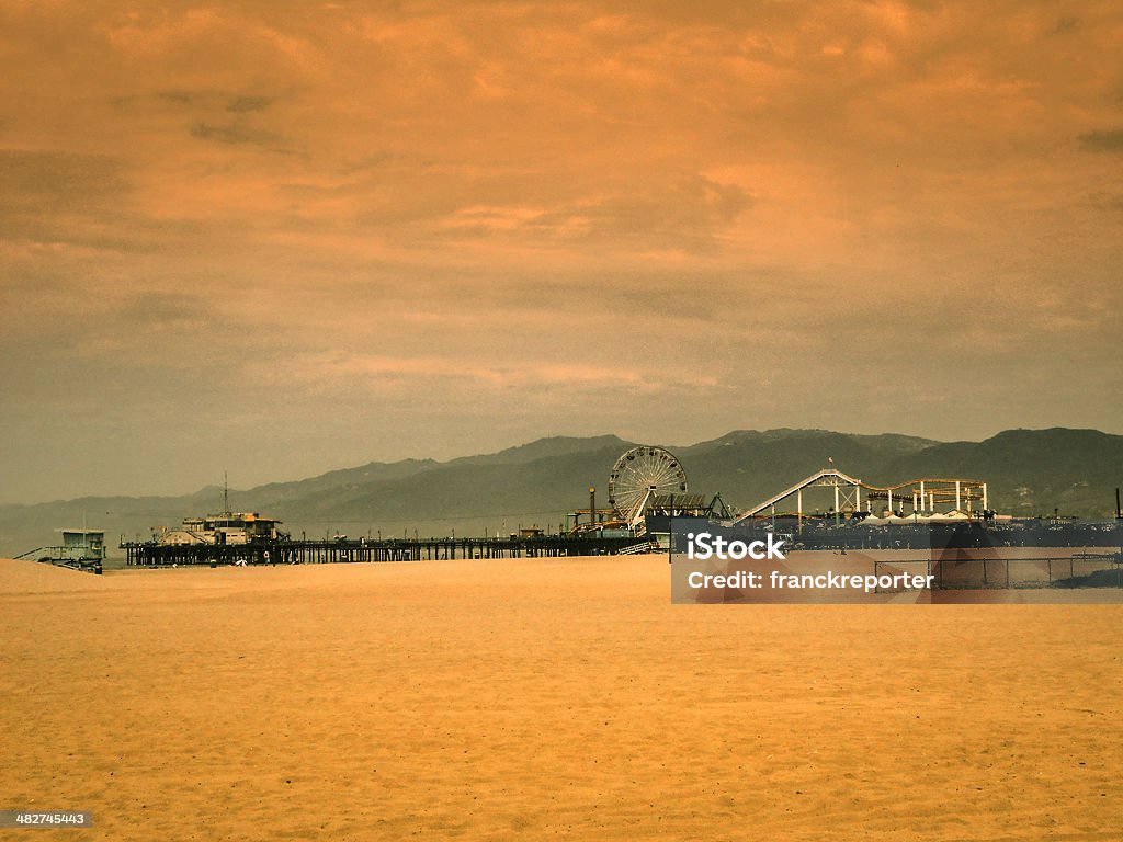 Praia, com parque de diversões em Veneza - Foto de stock de Areia royalty-free