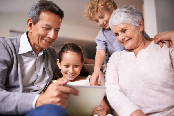 istock Showing granny and gramps the latest tech! 482750511