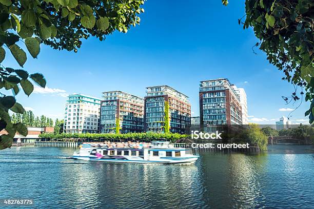 Apartmentgebäude In Berlin Stockfoto und mehr Bilder von Architektur - Architektur, Außenaufnahme von Gebäuden, Balkon