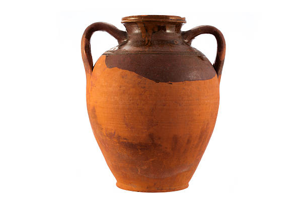 poterie vintage isolé sur fond blanc - amphora ancient past greece photos et images de collection