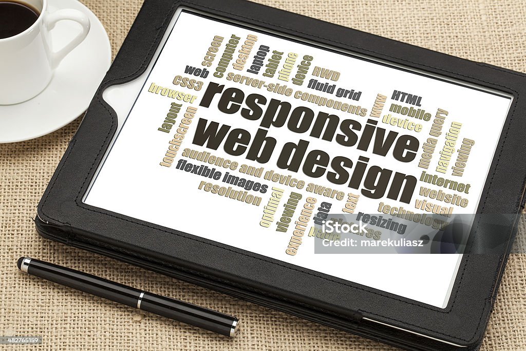 "Responsive web design" na tablet PC - Zbiór zdjęć royalty-free (Projektowanie responsywnych stron)