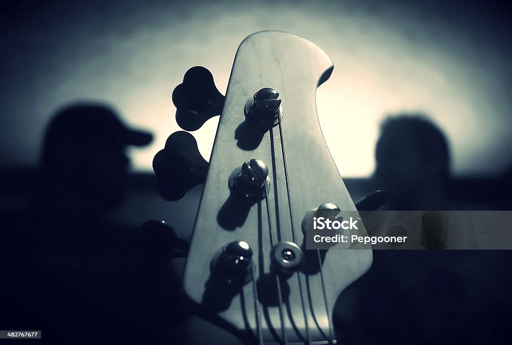 Guitare basse moody noir - Photo de Guitare libre de droits