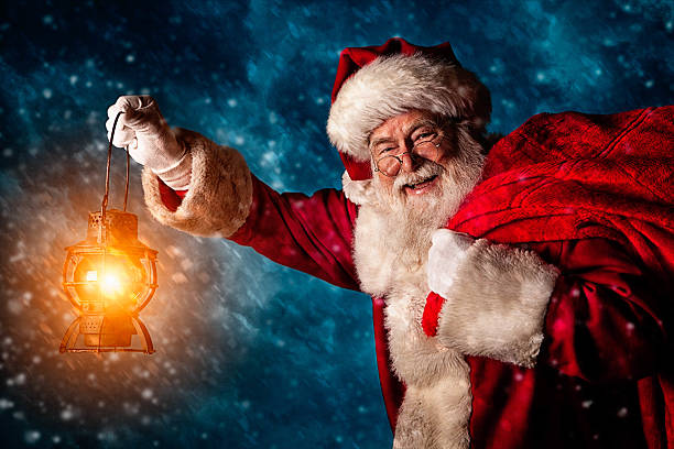 진정한 정통 산타 할아버지, 크리스마스 포토서제스트 있는 강설 - santa claus bag sack christmas 뉴스 사진 이미지