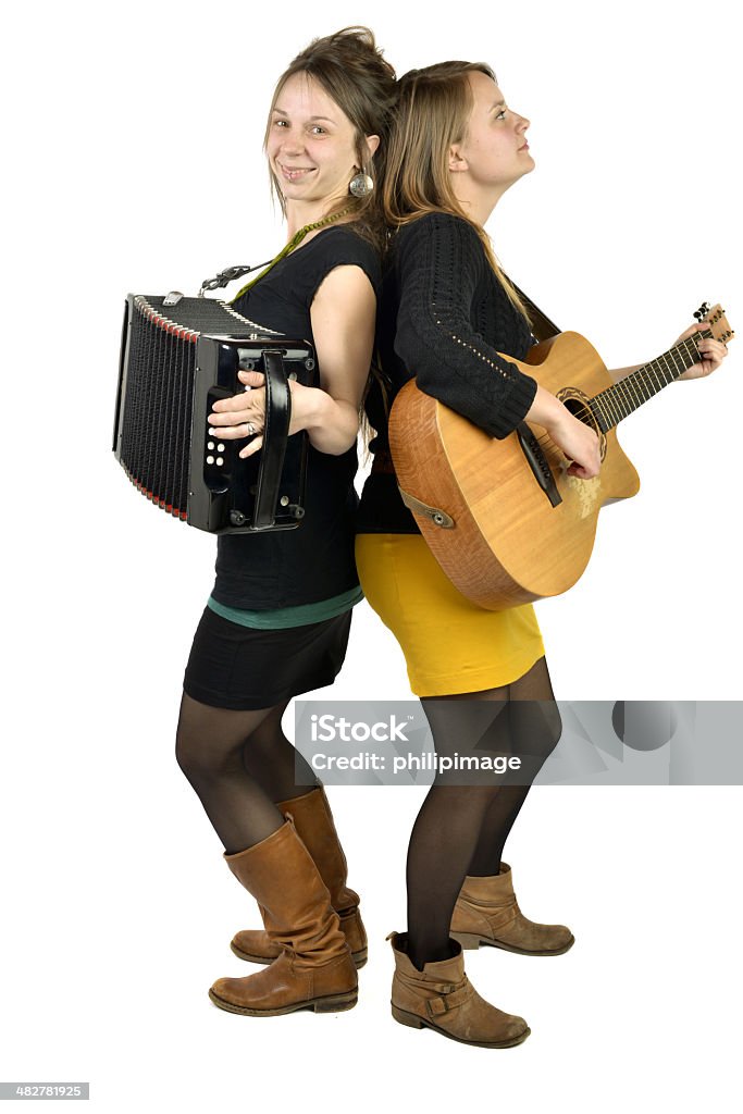 Deux jeunes filles jouant de la musique - Photo de Accordéon - Instrument libre de droits