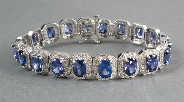 istock Diamond and Tanzanite Bracelet 482782733