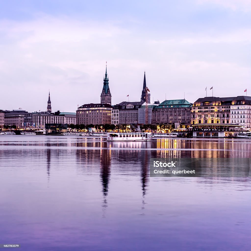 Hamburg Binnenalster - Lizenzfrei Abenddämmerung Stock-Foto