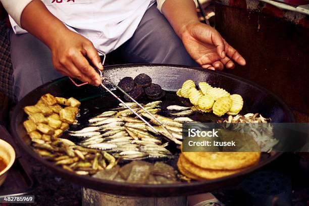 China Refrigerios Foto de stock y más banco de imágenes de Alimento - Alimento, Carne, Chef