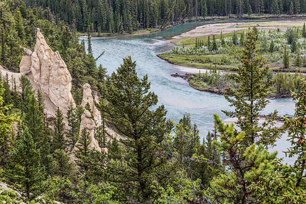 istock The Bow River and the Hoodoos 482791090