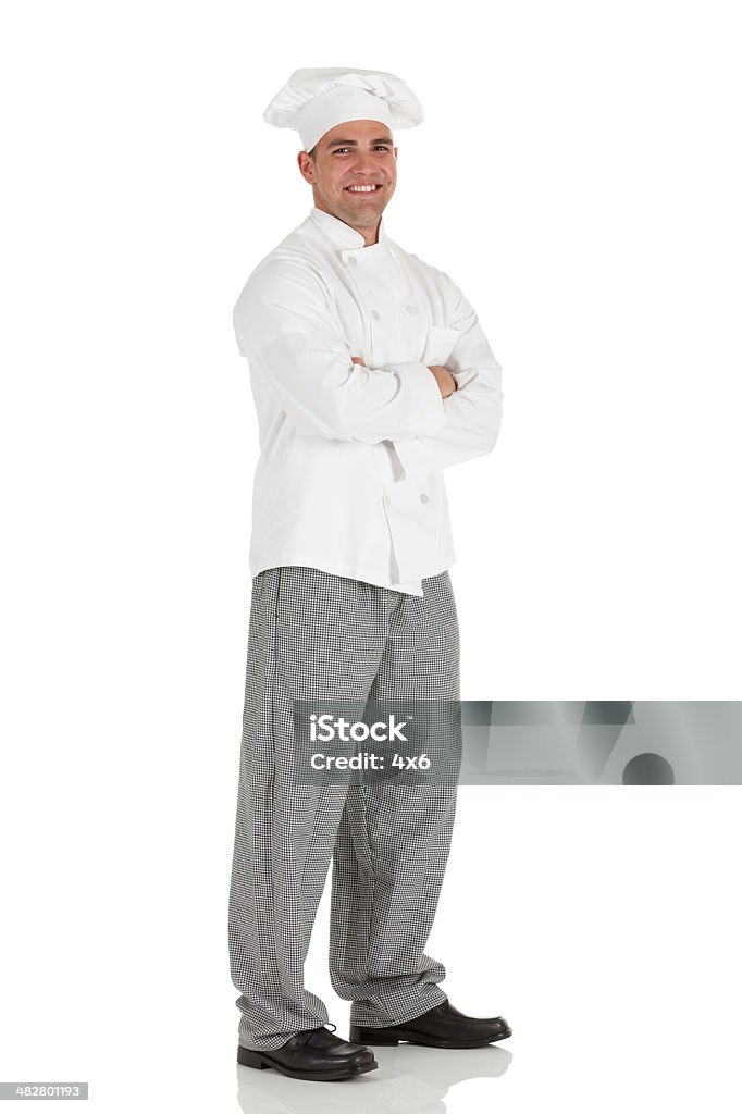 chef masculino em pé com os braços cruzados - Royalty-free 20-29 Anos Foto de stock