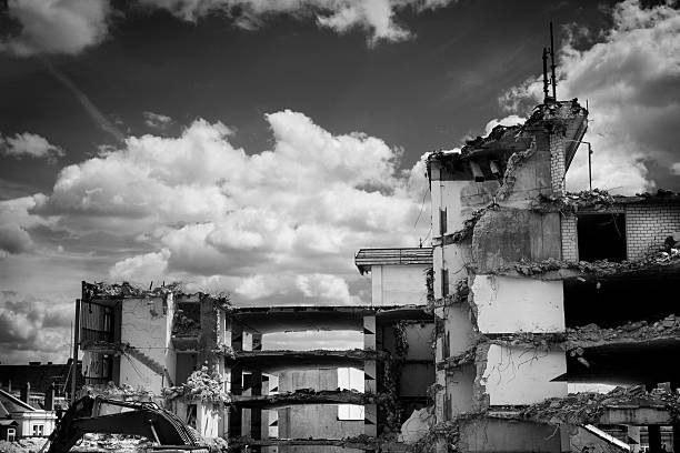 istock Demolition of a building 482805496