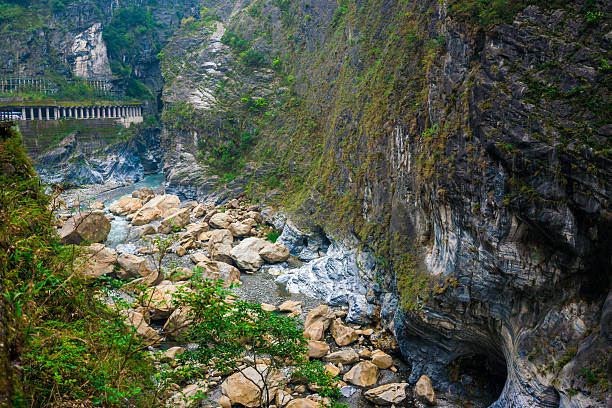 istock Taroko national park with river and rock 482814398