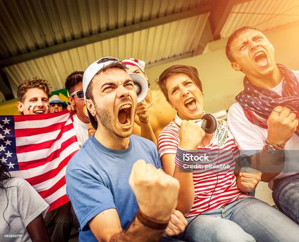 Groupe de supporters des États-Unis - Photo de Acclamation de joie libre de droits