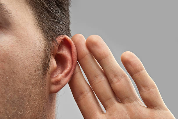 무엇입니까? - listening human ear deaf human hand 뉴스 사진 이미지