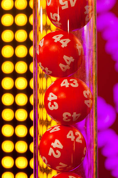 istock Red bingo balls in the tube 482879793