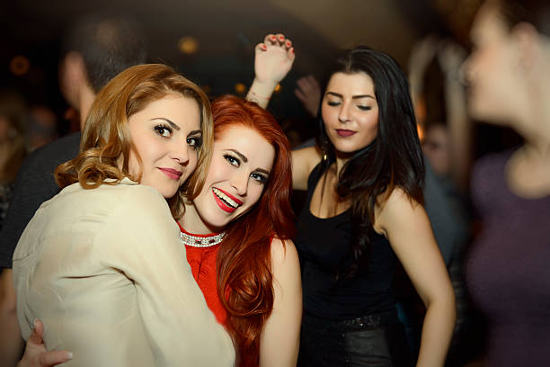 istock friends clubbing 482879827