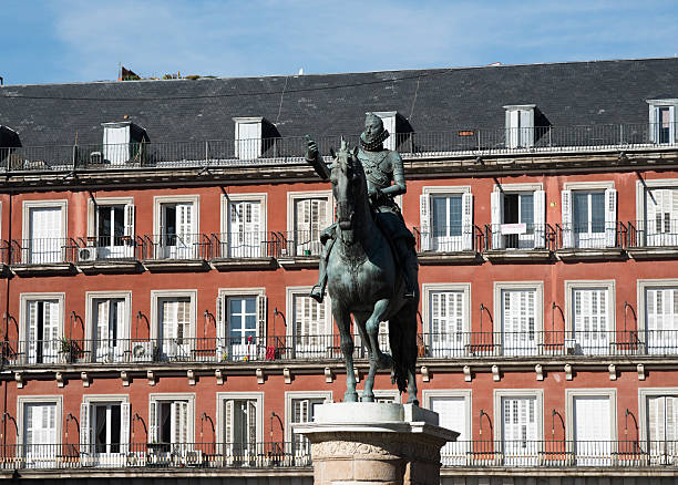 istock Statue of Philip III on Mayor plaza, Madrid, Spain 482894672