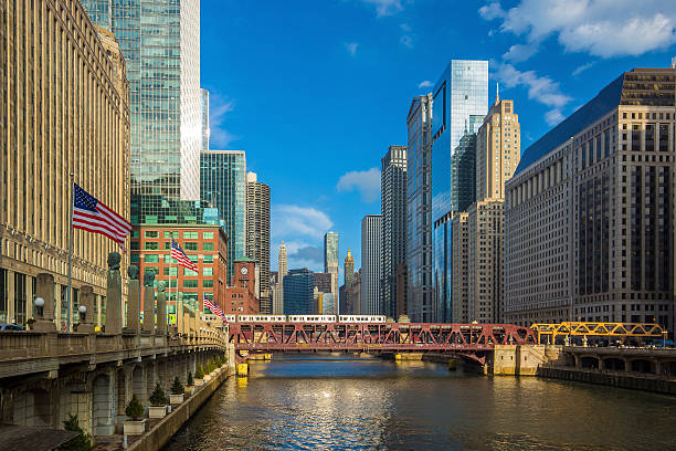 istock Chicago downtown and Chicago River 482894826