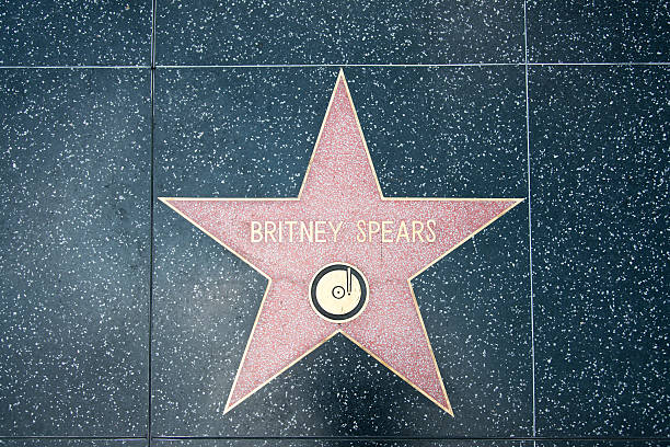 walk of fame голливудских звезд, бритни спирс - britney spears стоковые фото и изображения