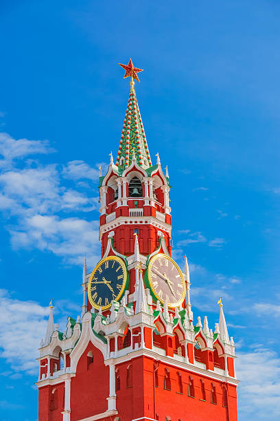 istock Spasskaya tower of Moscow Kremlin 482928154