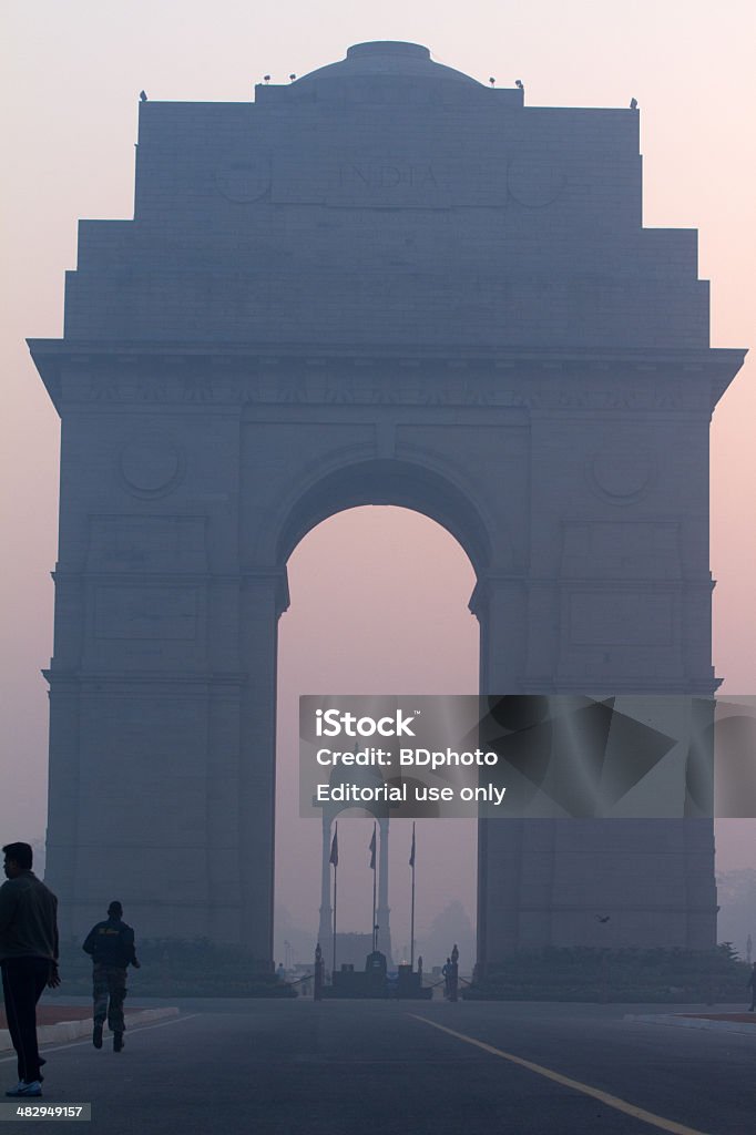 India Gate in cattive condizioni di aria - Foto stock royalty-free di Smog