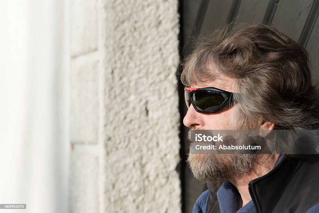 Retrato de homem maduro com óculos de sol, Europa - Foto de stock de Adulto royalty-free