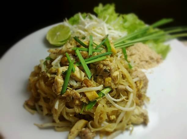 istock pad thai Thailand Food 482953503
