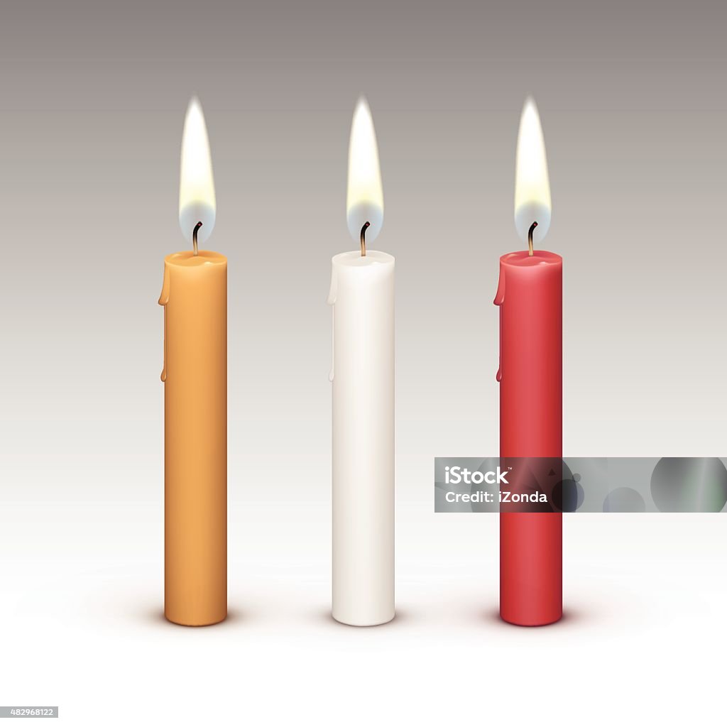 Velas llama de fuego aislada sobre fondo claro - arte vectorial de Vela - Equipo de iluminación libre de derechos