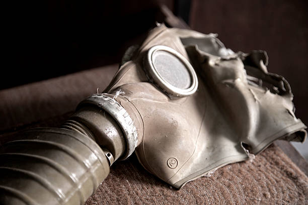 istock Old dirty gas helmet 482968539