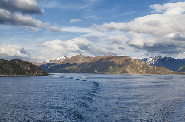 istock norwegian fjord 482971356