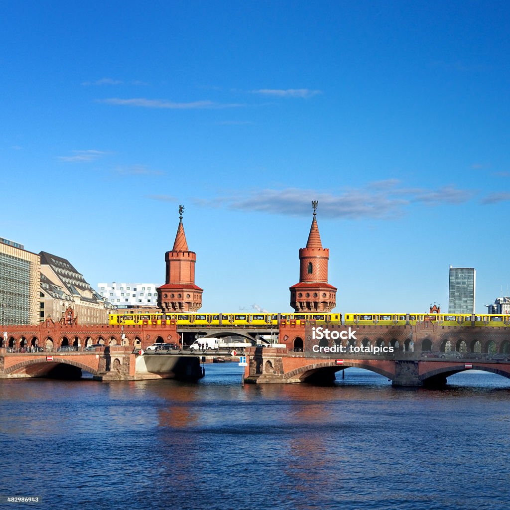 oberbaumbruecke bridge berlin oberbaumbrücke bridge and river spree in berlin germany Berlin Stock Photo