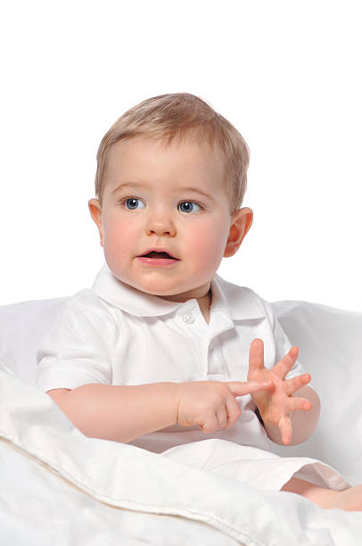 ein jahr alt baby boy mit gebärdensprache zu kommunizieren. - year 2012 stock-fotos und bilder
