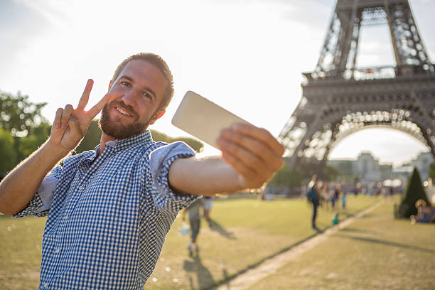istock World's most Selfie'd spot-Paris 483041986